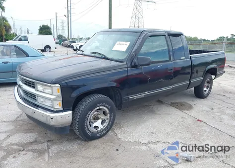 1998 Chevrolet C1500 Fleetside from USA, damaged, VIN 2GCEC19M8W1253637